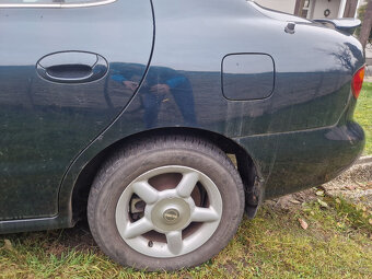 hyundai lantra 1.8 gls - 5