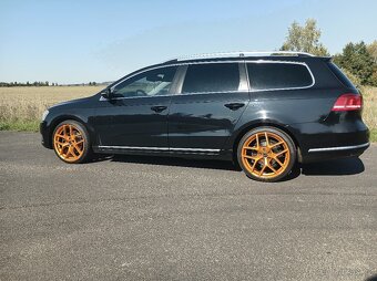 VW Passat B7 Combi 2.0 TDI 103 kW Highline - 5