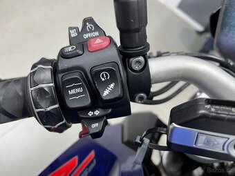 BMW F 900R - 5
