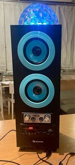 Nový přenosný reproduktor BT, světelná koule. Lze zaslat - 5