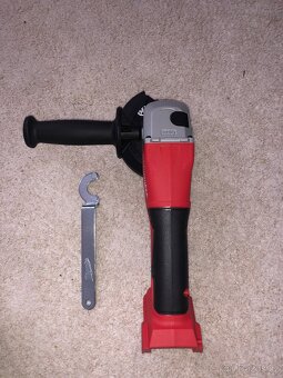 Úhlová bruska milwaukee - 5