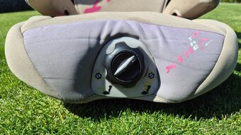 Autosedačka, 15-34 kg,4-12 let, velmi zachovalá - 5