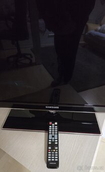 Televize Samsung 102cm + set-top box Tesla TEH-500 Plus - 5