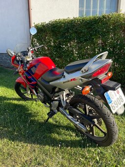 Honda CBR 125r - 5