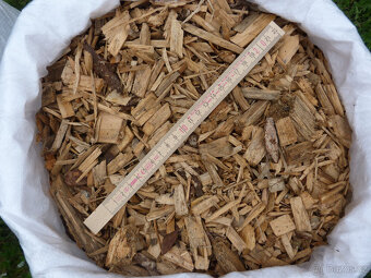 Suchá štěpka z jehličnatého dříví-Typ1 a větviček-Typ2 - 5