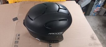 Lyžařská helma - 5