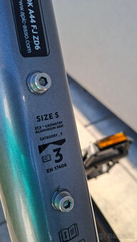 ROCKRIDER EXPL520 - 5