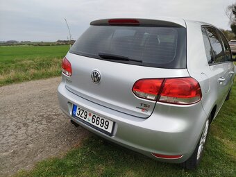 Volkswagen Golf - 5