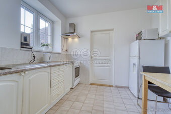 Prodej domu s kancelářemi a prodejnou, 215 m², Zeleneč - 5