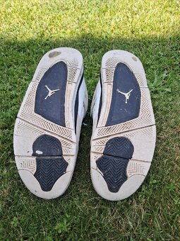 Air Jordan 4 Retro - 5