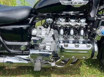 Prodám HONDA GL 1500/6 VALKYRIE - 5
