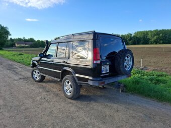 Land Rover Discovery 2 TD5 2.5 101 kW - 5