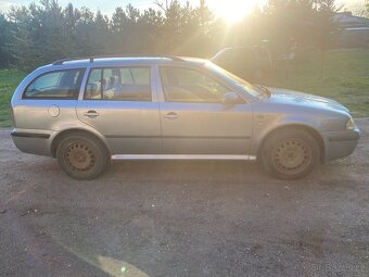 Škoda octavia 1 - díly - 5
