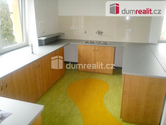 Pronájem komerčních prostor 172 m2, Praha 9 - Hloubětín - 5