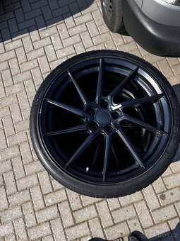 Kola DOTZ SPA BLACK 19” - 5