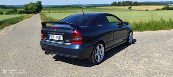 Opel Astra Coupe Turbo 140kw - 5