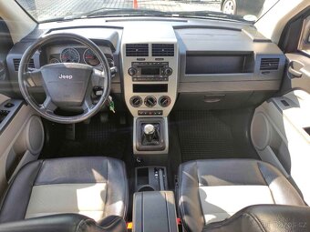 JEEP COMPASS 2.4i VVT LIMITED,4x4,TAŽNÝ,ALU,KLIMATIZACE, - 5