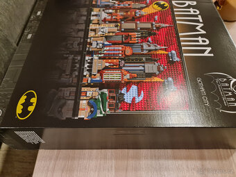 LEGO® Batman™ 76271 The Animated Series Gotham City™ + dárek - 5