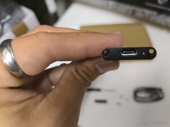 USB adaptér pro M.2 SATA SSD černý nový - 5