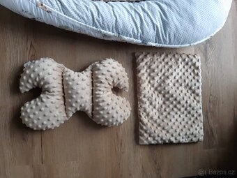 Hnízdečko se Safari zvířátky + zavinovačka a další - 7 ks - 5