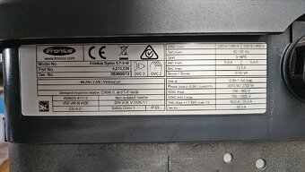 Fotovoltaika - 14panelu 220w + střídač fronius - 5
