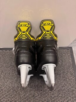 BRUSLE CCM TACKS 9355, vel. 42/7 D - 5