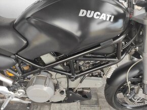 Ducati Monster S2R 800 - 5