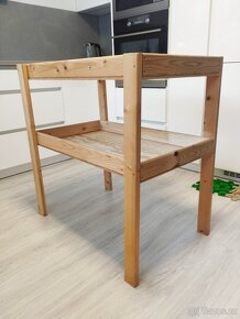Prodam prebalovaci pult dreveny vcetne zavesnych nadobek - 5