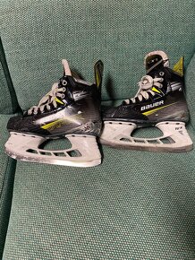 Bauer Vapor X4 Jr, vel. 3,5 - 5