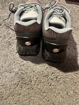Boty Nike Dn - 5