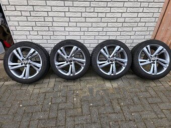 5x112 R17 VW Valencia Golf Rline 7 8 225/45 R17 - 5