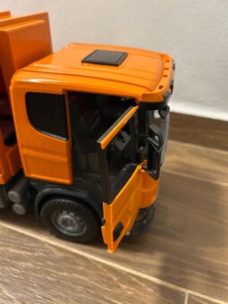 Popelari MAN - 5