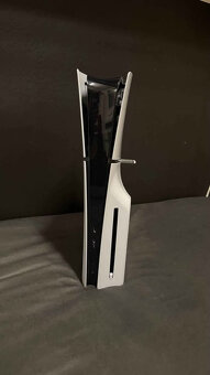 PlayStation 5 Slim s mechanikou - 5