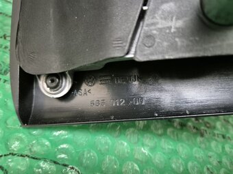 pouzdro pravého vnějšího zrcátka holé VW Transporter T5 0109 - 5