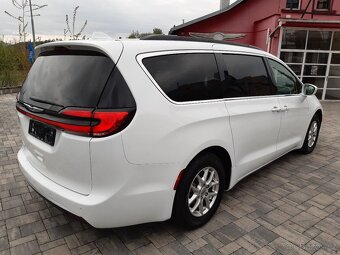 Chrysler Pacifica 3,6L,r.v.2022, kůže,7mít,TopStav,85.000 km - 5