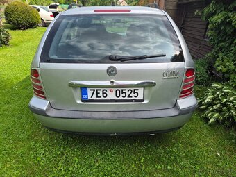 Škoda Octavia 1.6 kombi - 5