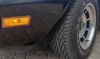 Chevrolet Corvette z roku 1977 - 5