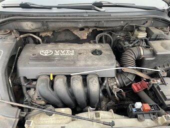 Toyota Avensis T25 - 5