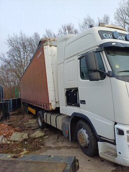 VOLVO FH 12, 420 na díly - 5