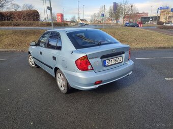 Hyundai Accent - 5
