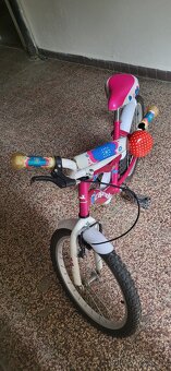 Dívčí kolo 20 - 5