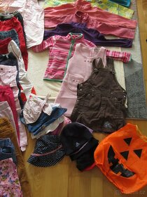 Dívčí oblečení 98-104 (trika, šaty, sp. prádlo) - 5
