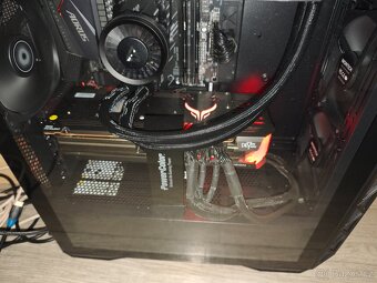Ryzen 5900 X,Ram 32 Gb ,Rx 6900 xt 16Gb,Vodník - 5