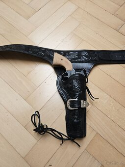 Holster na Peacemaker 5,5 palců - 5