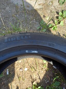 225/45R17 - 5