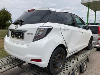 Toyota Yaris III--1,0-51kw 2013,-náhradní díly - 5
