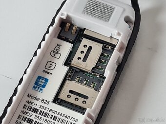 Mobilní telefon mini B25 - 5