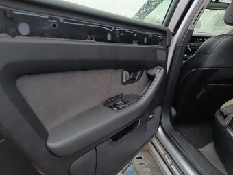 ND z Audi A8 (viz foto) (RP) - 5