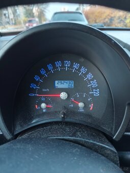 VW NEW BEETLE 1,9 TDI - 66 kW. - 5