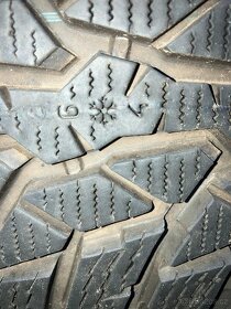 Pneu Nokian WRD4 - 5